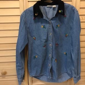 CANYON RIVER BLUES vintage,denim shirt,embroidered flowers,velvet collar size XL